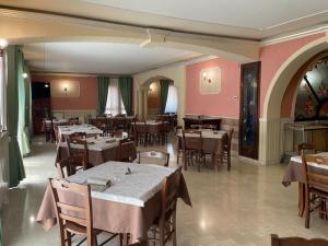 Εστιατόριο ή άλλο μέρος για φαγητό στο Hotel Toscano