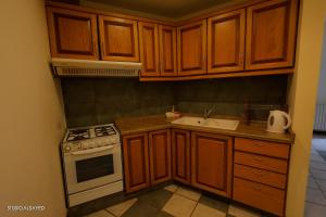 Kuchyň nebo kuchyňský kout v ubytování Domaine de Chouchene