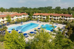 Hồ bơi trong/gần Villaggio Ducale