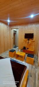 TV/trung tâm giải trí tại Hotel Mahadev
