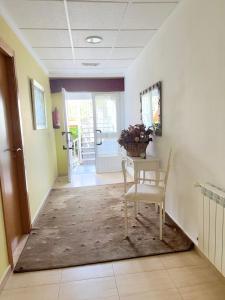 Zdjęcie z galerii obiektu Hostal Restaurante Pinarejo w mieście A Lanzada