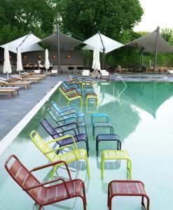 The swimming pool at or close to Sheraton Istanbul Atakoy Hotel