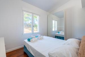 Postel nebo postele na pokoji v ubytování Villa Mediterraneo by Mallorca House Rent