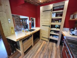 Dapur atau dapur kecil di Chalet d'alpage avec vue incroyable