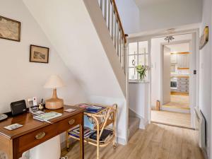 Η κουζίνα ή μικρή κουζίνα στο 3 Bed in Niton Undercliff IC125
