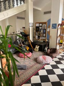 Posezení v ubytování Hostel IN school