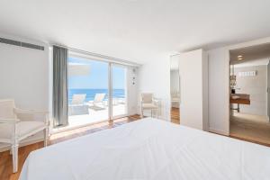 Postel nebo postele na pokoji v ubytování Villa Mediterraneo by Mallorca House Rent
