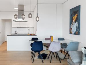 Kuchyň nebo kuchyňský kout v ubytování Niko's Luxury Penthouse Apartments - District 3