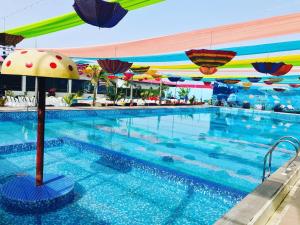 Bazén v ubytování Rv Pool & Club nebo v jeho okolí