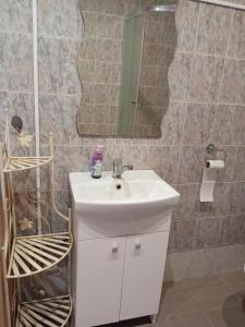 A bathroom at Apartmany Fantagiro