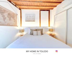 Postel nebo postele na pokoji v ubytování -SILVER- by myhomeintoledo