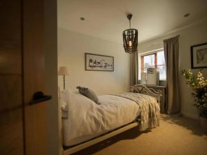 Ένα ή περισσότερα κρεβάτια σε δωμάτιο στο 3 Bed in Thornton Dale oc-t32568