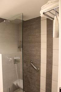 Kúpeľňa v ubytovaní Nomi Suites Marina Herzelia