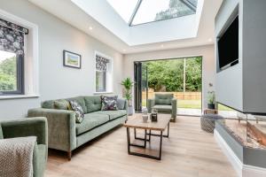 Μια τηλεόραση ή/και κέντρο ψυχαγωγίας στο 2 Bed in Skelton-in-Cleveland oc-o32565