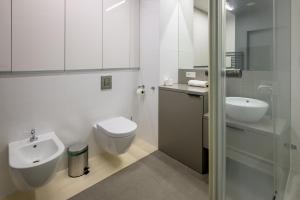 Kúpeľňa v ubytovaní RentPlanet - Apartament Sky Tower + 13 fotografií