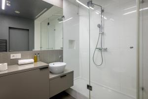 Kúpeľňa v ubytovaní RentPlanet - Apartament Sky Tower