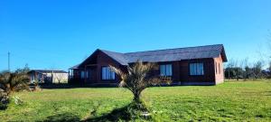 A garden outside Casa campo, familiar