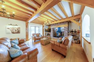 Χώρος καθιστικού στο 4 Bed in Talybont oc-y32384