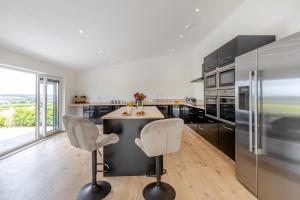 Dapur atau dapur kecil di 2 Bed in Somerton oc-s32606 +10 gambar