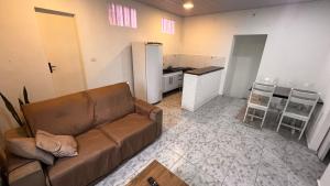 Η κουζίνα ή μικρή κουζίνα στο Apartamento com 2 quartos