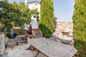 Vonkajšia záhrada v ubytovaní Apartment Markič
