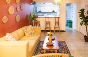 Posezení v ubytování Africa house-Casa Hotel Laureles-La70
