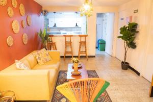 Posezení v ubytování Africa house-Casa Hotel Laureles-La70