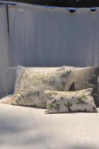 Una cama o camas en una habitación de Noortweghe GLAMPING