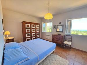 Postel nebo postele na pokoji v ubytování Belle villa vue mer Pietracorbara Cap Corse