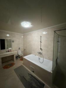 Et badeværelse på Rent Burabay