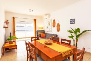 Afbeelding uit fotogalerij van Large Modern 1 Bed Apartment with pool in Lagos