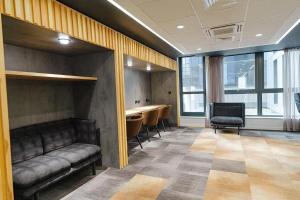 Gallery image of Student Only, Bronze Studio Lower Level Ealing Residence in London