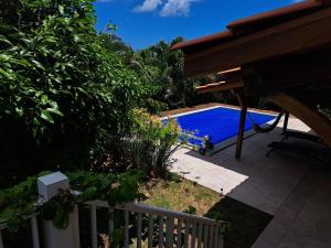 Baseinas apgyvendinimo įstaigoje Studio Kerbignon, Piscine privée arba netoliese