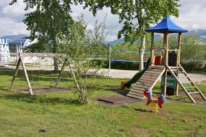 Zona de joacă pentru copii de la Waldschlössl