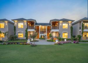 Sodas prie apgyvendinimo įstaigos Excel Hotels & Resorts, Corbett