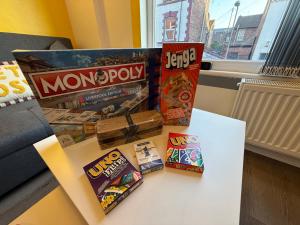 リバプールにあるAnfield Courtyard Retreatのお菓子箱 +33枚の写真