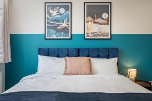 Voodi või voodid majutusasutuse The Maple Nest - Sleep 9-Free WiFi -Trendy Bedrooms toas