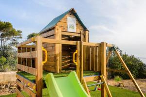 Herní místnost nebo prostor pro děti v ubytování Villa Can Joan I - Fantastic Sunset Views and Family Friendly -