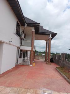 Gallery image of House One Hotel in Sunyani +2 photos
