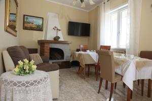 Μια τηλεόραση ή/και κέντρο ψυχαγωγίας στο B&B Vista Matese