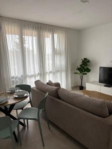Televisyen dan/atau pusat hiburan di Avignon Appartement du Soleil +17 gambar