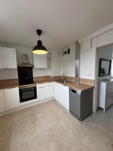 Dapur atau dapur kecil di Avignon Appartement du Soleil