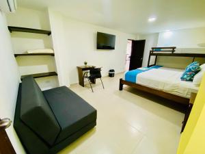 Postel nebo postele na pokoji v ubytování Hotel Marovi + 36 fotografií