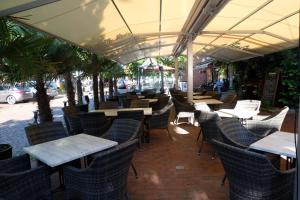 Restaurace v ubytování Hotel Zum Weißen Roß