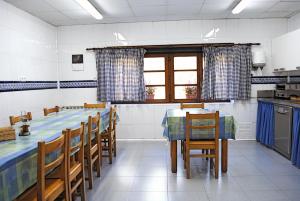 Kuchyň nebo kuchyňský kout v ubytování Casa Rural Lazkaoetxe