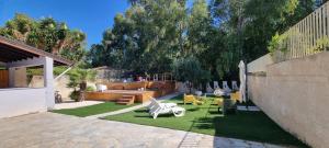Сад в Eraclea Minoa Apartments