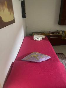 Posteľ alebo postele v izbe v ubytovaní Casa vacanza La Ninfea intera casa