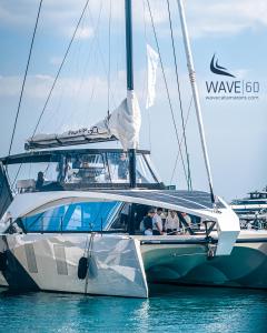 Photo de la galerie de l'établissement Luxury Floating Penthouse Private Yacht & Charter, à Honduras