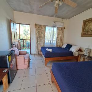Postel nebo postele na pokoji v ubytování Hotel Georgi