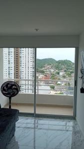 En generel udsigt til bjerge eller udsigt til bjerge taget fra lejligheden